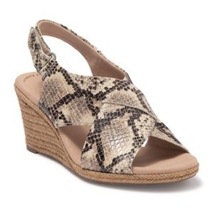 Clarks Lafley Alaine Embossed Wedge Sandals 7.5